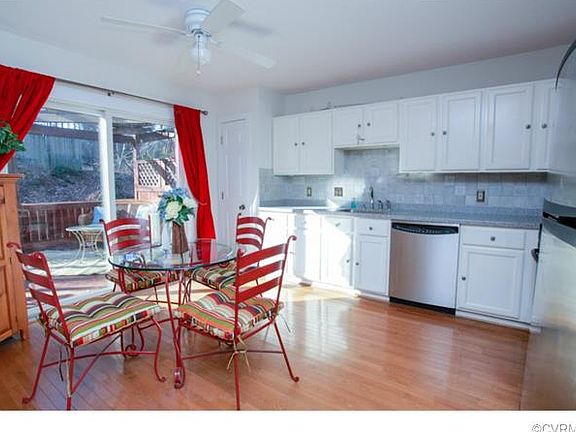 5th image of 14715 Boyces Cove Dr #34