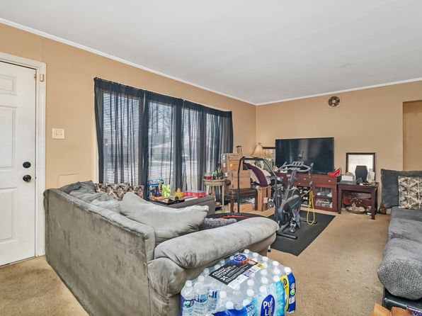 437 Suwanee St, Park Forest, IL 60466