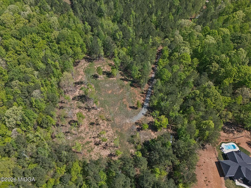 1st image of 302 Goodwyne Rd