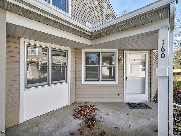 3rd image of 160 Marian Ln #6A