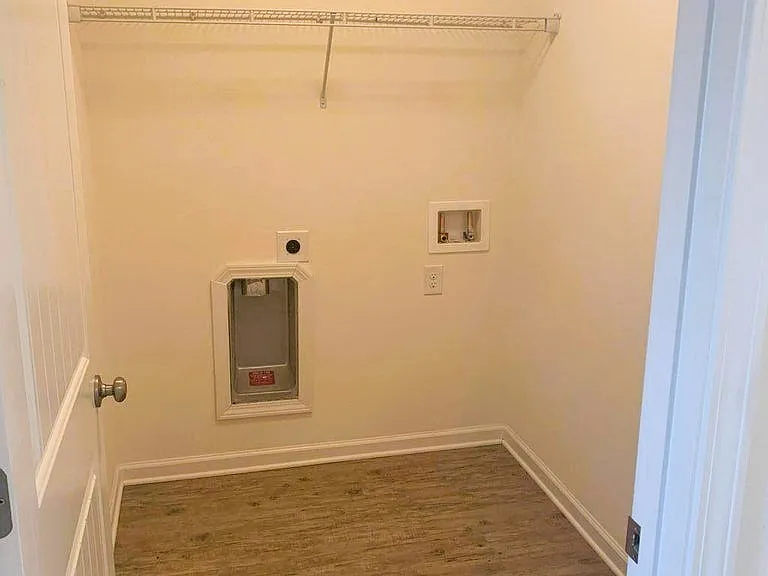 4924 Kensington Ln — Photo 13