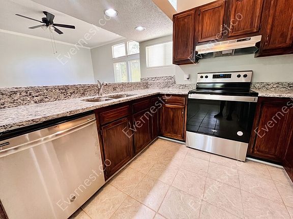 5th image of 9719 Marshbrooke Rd