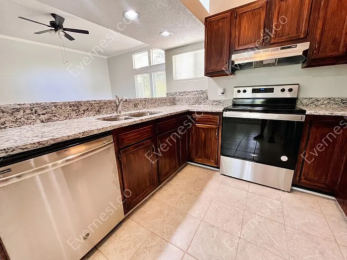 9719 Marshbrooke Rd — Photo 5