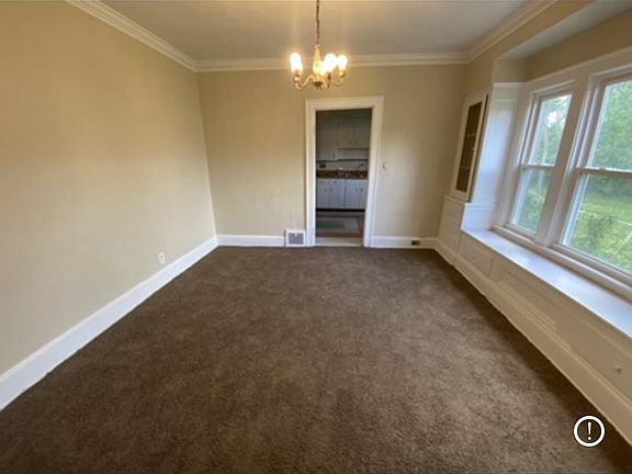 4th image of 10406 Prince Ave