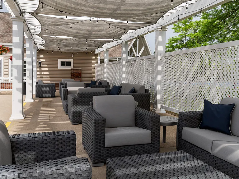 Manchester Oaks Sundeck and Lounge Seating