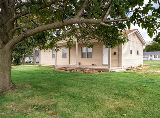 352 E Columbian Blvd S, Litchfield, IL 62056