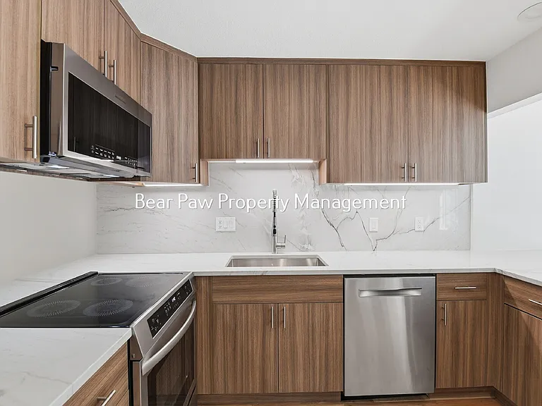 30553 Sun Creek Dr — Photo 11