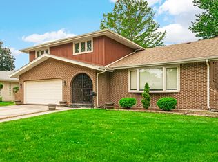 9120 S Keeler Ave, Oak Lawn, IL 60453