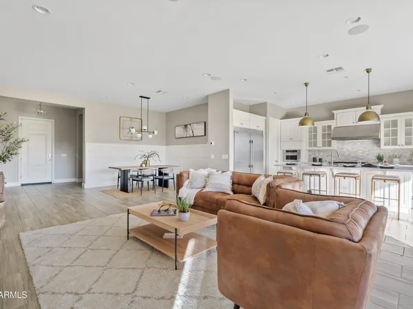 4431 S BENTON Lane, Mesa, AZ 85212