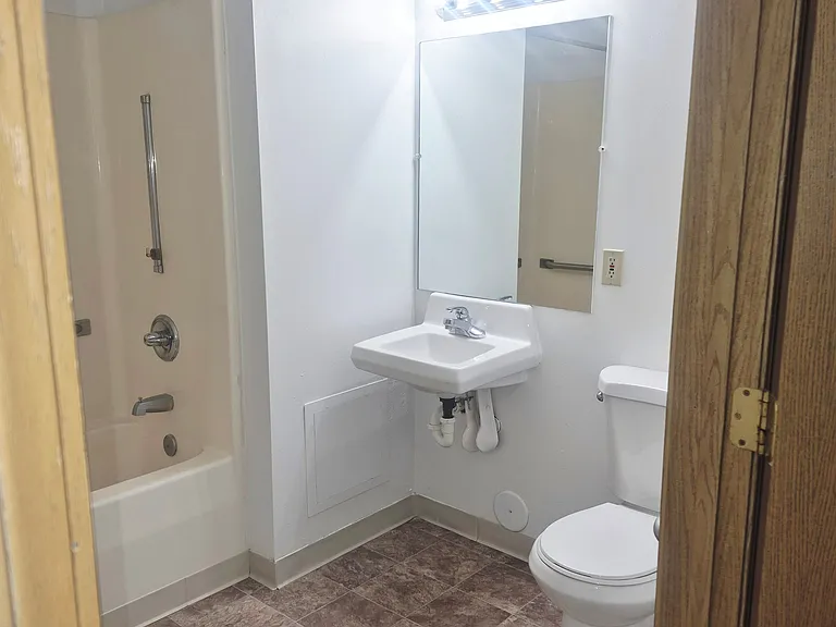 1801 Raleigh Ave #2111 — Photo 9