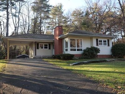 8 Wendell Ave, Easthampton, MA, 01027