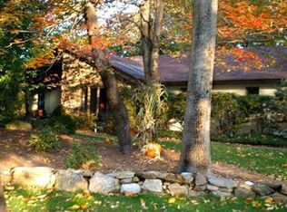 16 Greendale Dr, West Milford, NJ 07438