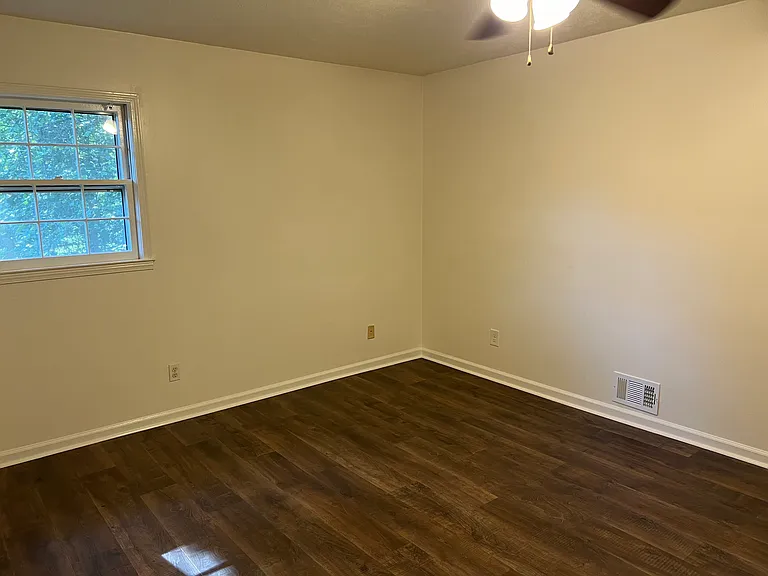 1307 Ridgewood Dr SW — Photo 17