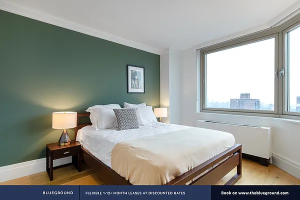 Rented by The Blueground | media 42