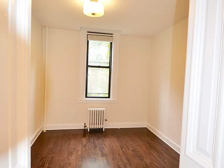 10 W 90th St #4 — Photo 6