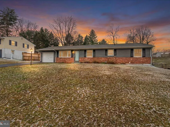 10009 York Dr, Ijamsville, MD 21754