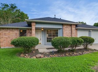 10826 Collingswood Dr, La Porte, TX 77571