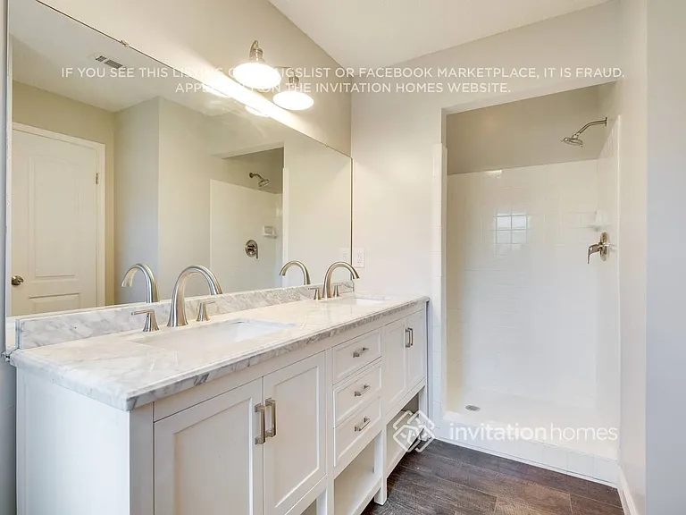 6241 Cranberry Ln E — Photo 17