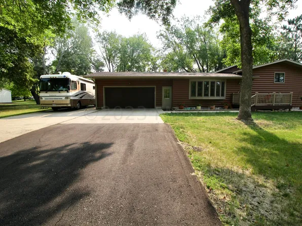 103 Rivershore Dr, Harwood, ND 58042