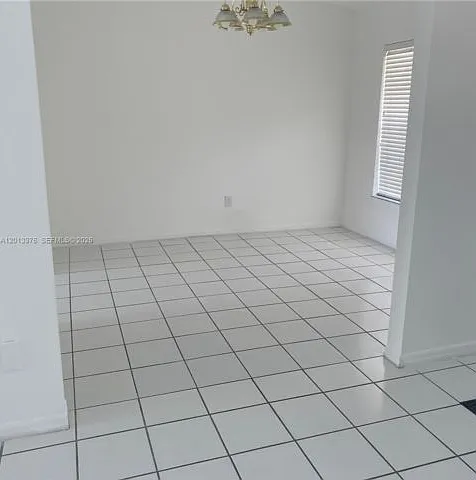 10867 SW 152nd Pl — Photo 3