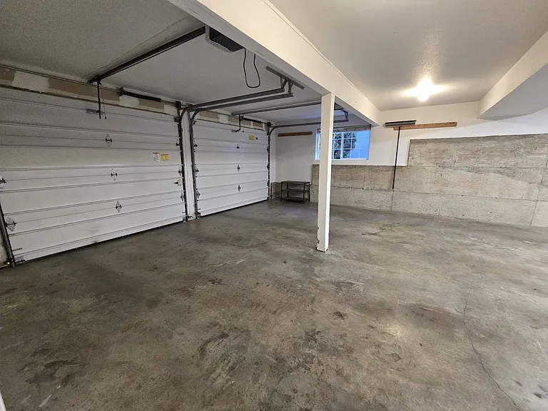 1335 NW Vallejo Dr — Photo 24