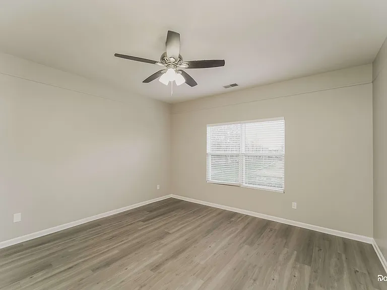 13836 Millers Creek Ln — Photo 6