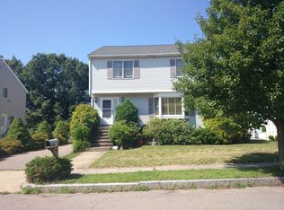 46 Grouse St, West Roxbury, MA 02132