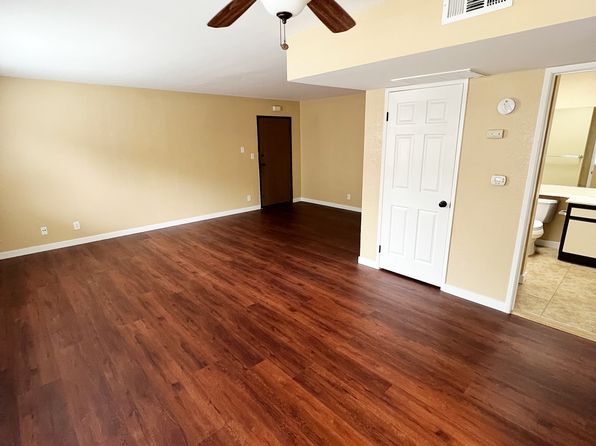 14243 Burbank Blvd APT 7