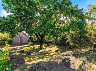 6271 Meadowstone Drive, Santa Rosa, CA