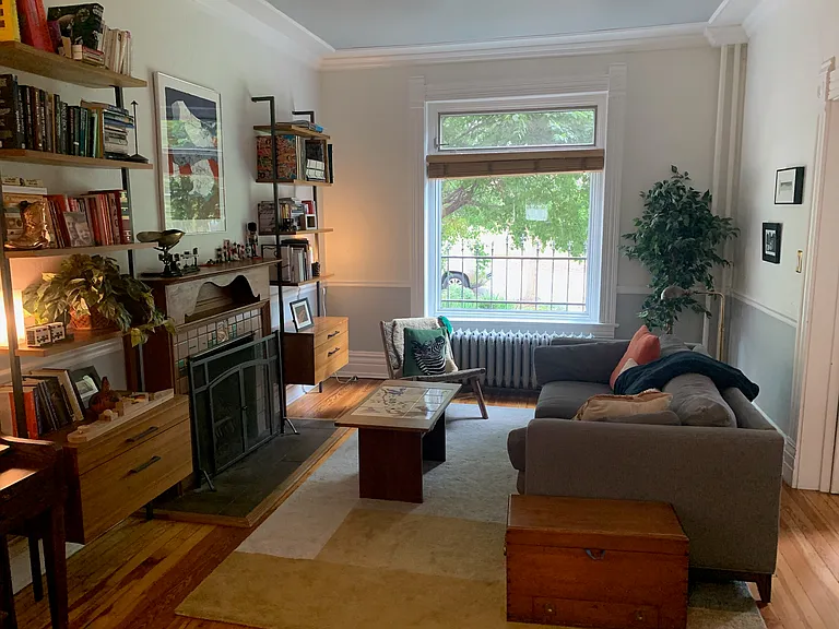2749 Hazel Ct — Photo 9