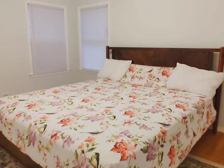 6158 N Hoyne Ave #1 — Photo 11