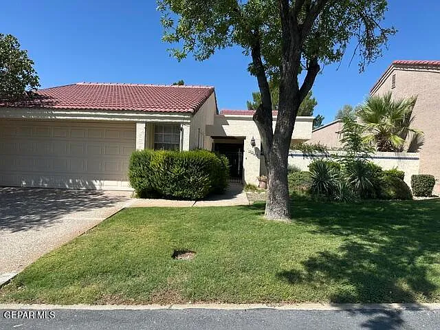 3 bed, 3.0 bath, 2487 sqft, $2,800 — Photo 1