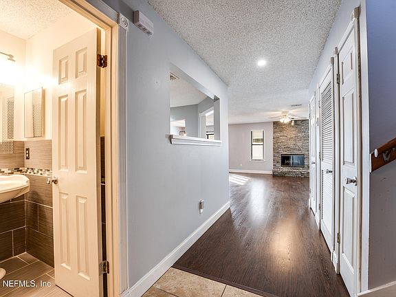 5th image of 4052 LAURELWOOD Drive