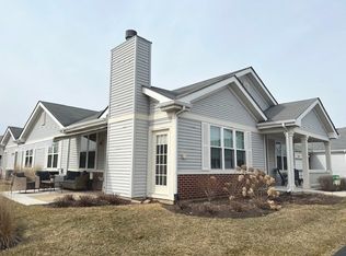 21520 Wolf Lake Way, Crest Hill, IL 60403