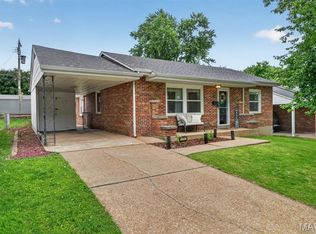 7404 Yates St, Saint Louis, MO 63116