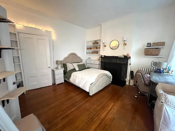 58 S Russell St APT 2, Boston, MA 02114