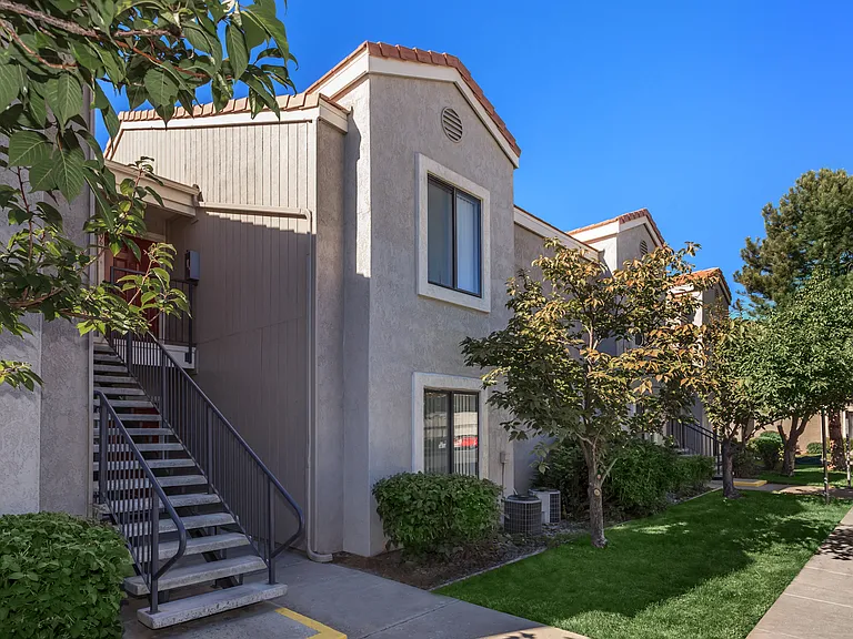 Sagecliff Apartments — Photo 30