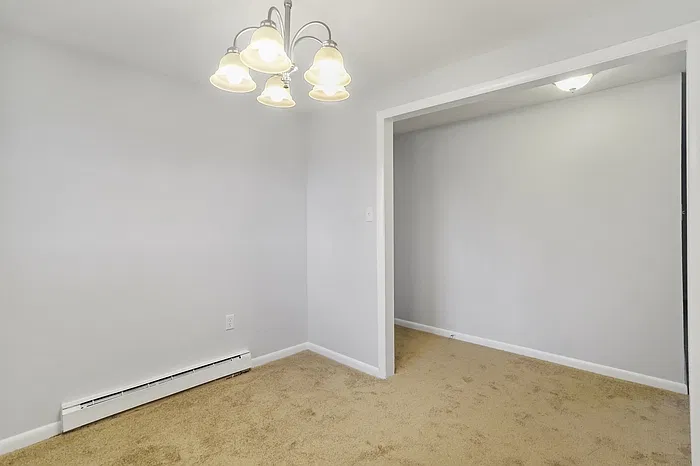 1499 N East St #1 — Photo 3