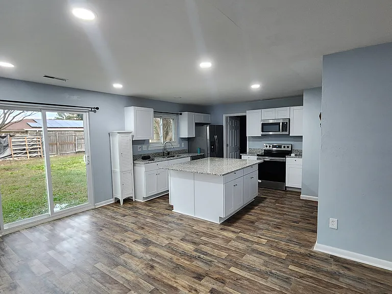 852 Parapet Rd — Photo 7