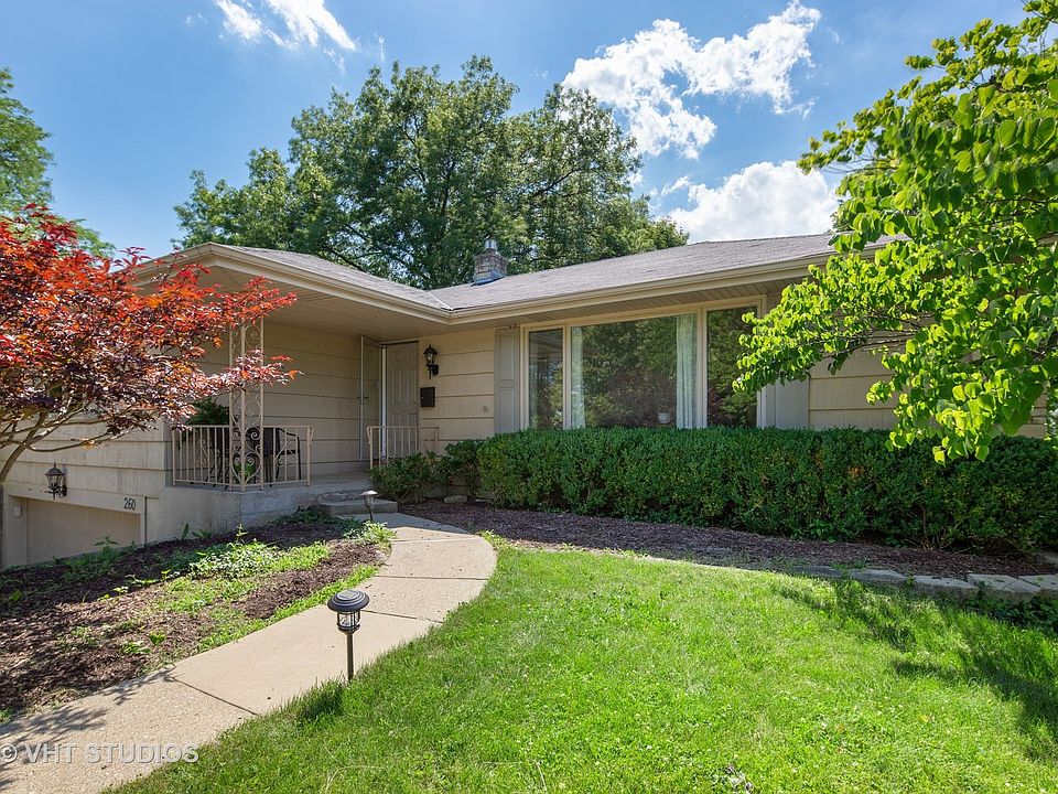 1st image of 260 Abbotsford Ct