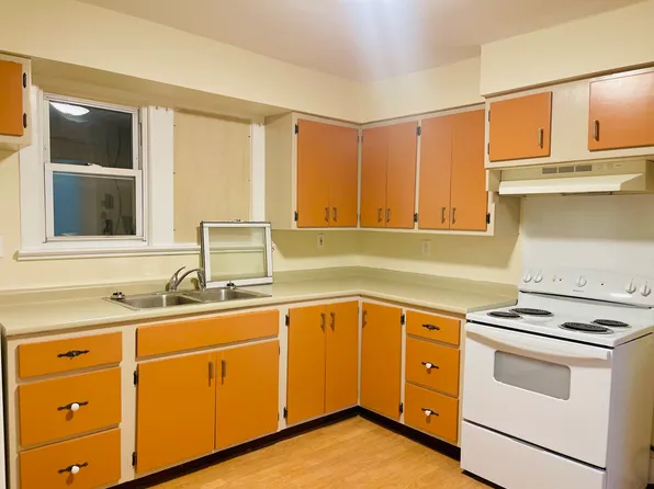 114 Main St #F, Winooski, VT 05404