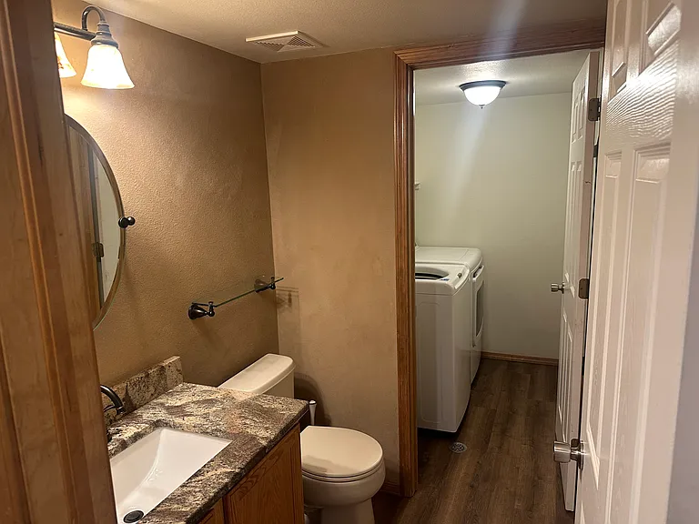 7955 Manston Dr — Photo 27