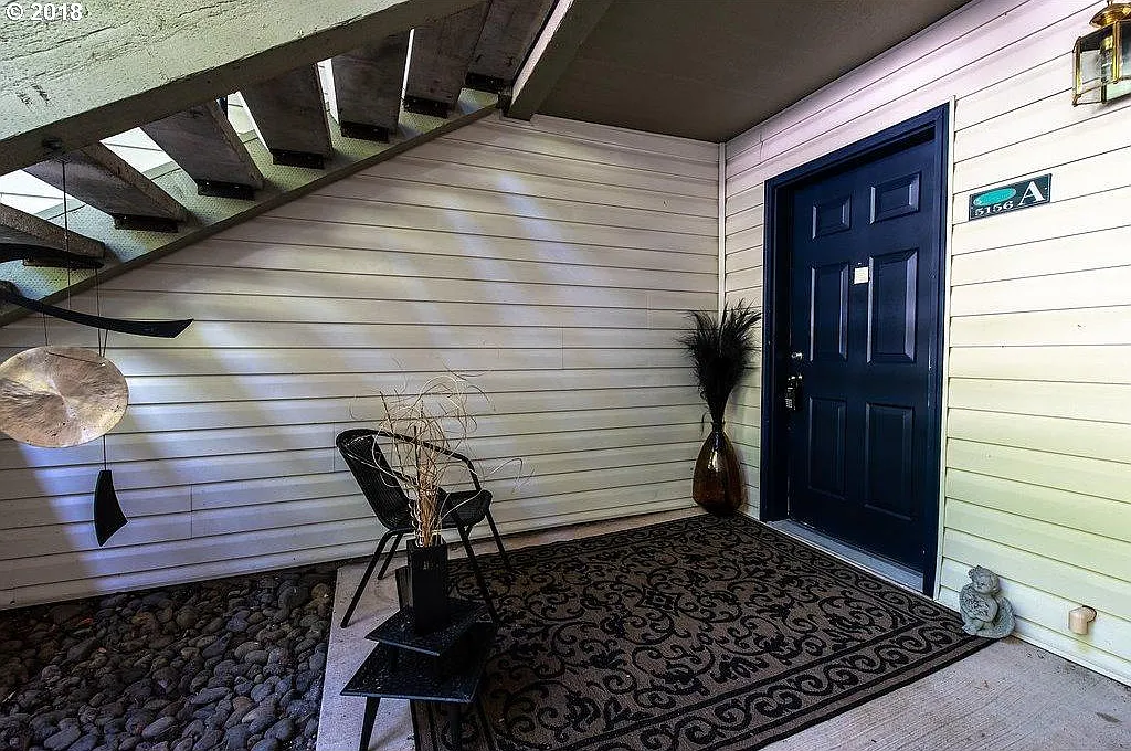 2 bed, 990 sqft, $2,295 — Photo 2