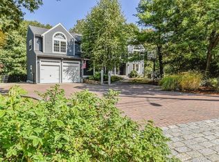 85 Country Club Rd, Dedham, MA 02026