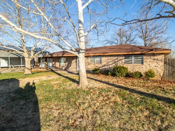 110 Reeves St, Hedley, TX 79237