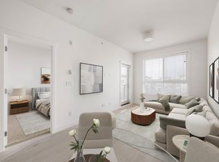 20362 72b Ave #403, Langley, BC V2Y 3E6