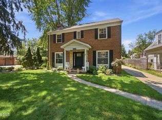2221 Densmore Dr, Toledo, OH 43606