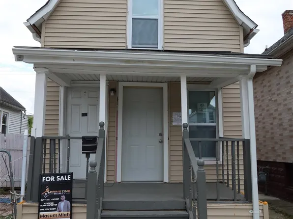 12661 Gallagher St, Hamtramck, MI 48212