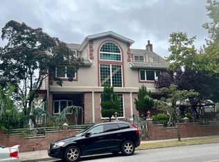 69-85 229th St #2, Oakland Gardens, NY 11364