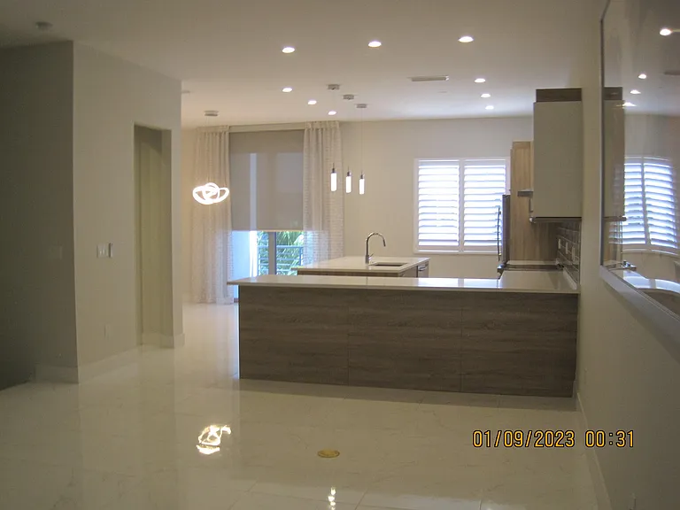 4033 NW 17th Way — Photo 3